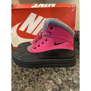 NEW PINK BLACK Nike ACG Woodside 2 High Boots Youth’s Size 7Y FALL WINTER Boots